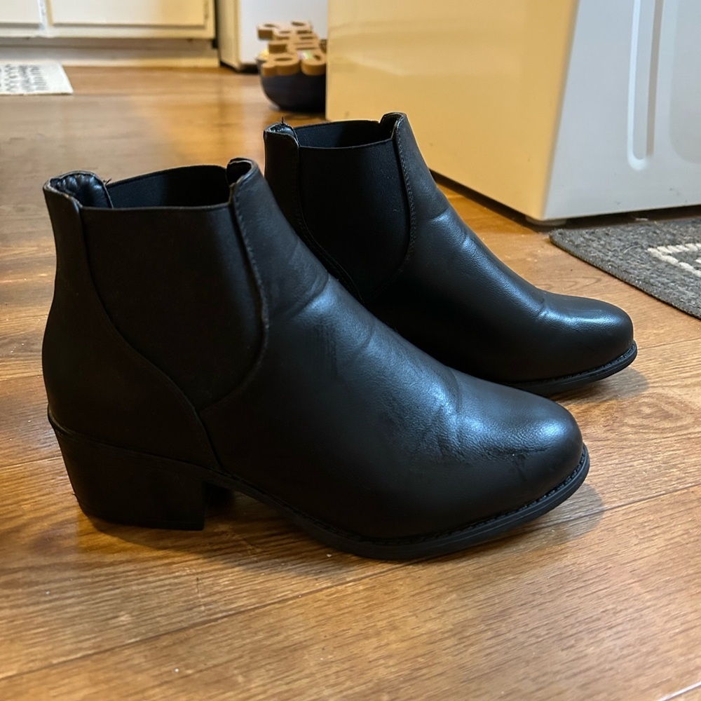 Ardene Black Boots